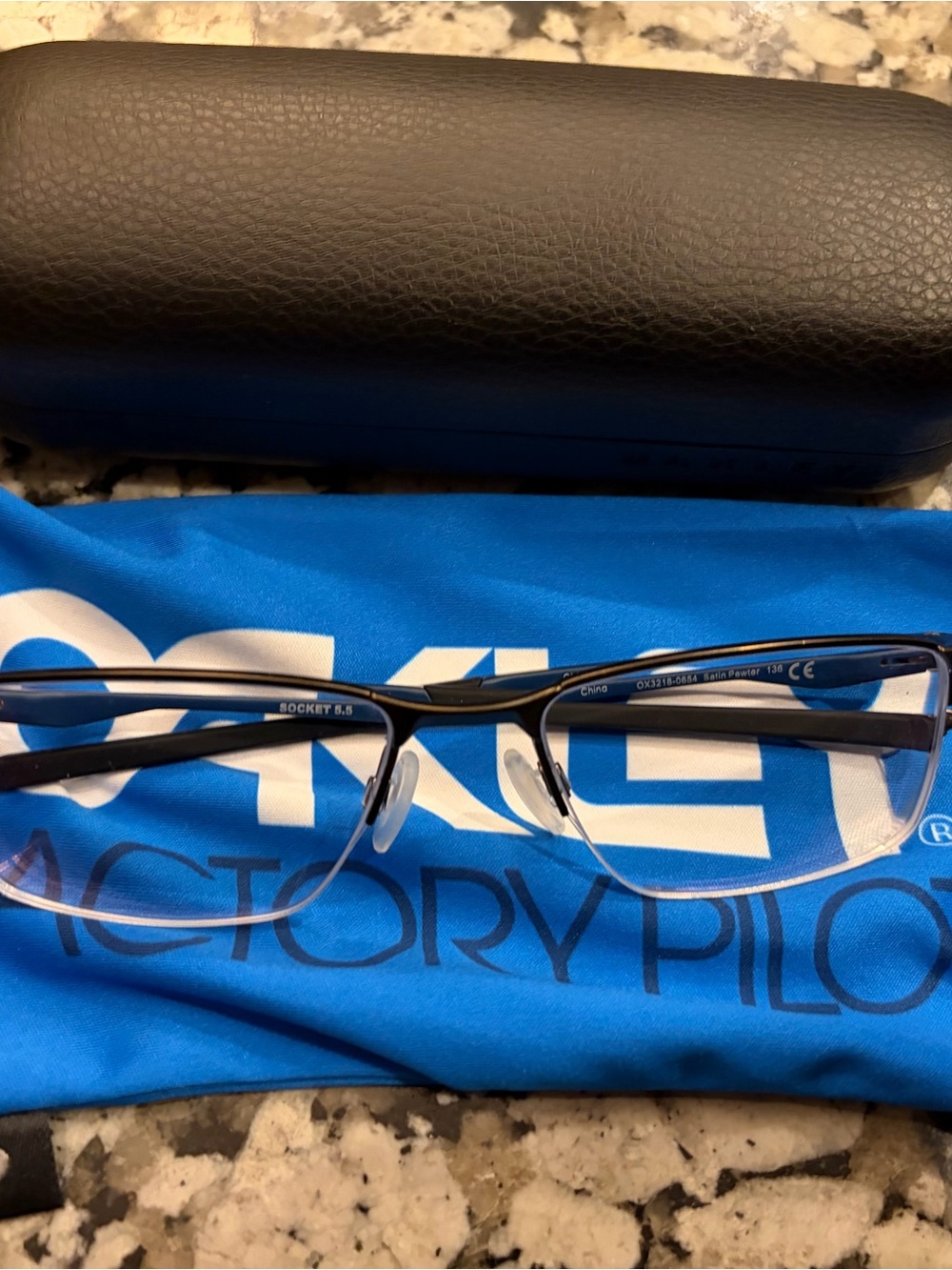 Oakley Men’s Socket 5.5 Glasses